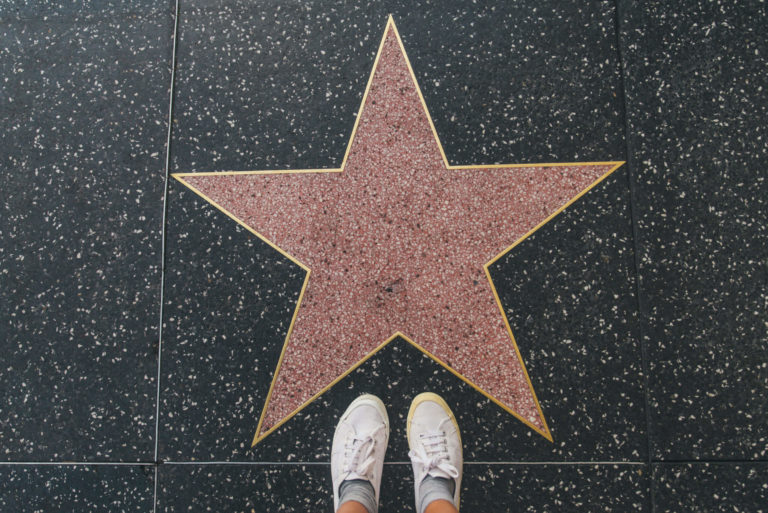 Choosing a Discreet Moving Company For Celebrities and VIPs